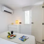 Singularstays Santa Clara Ii * Valence